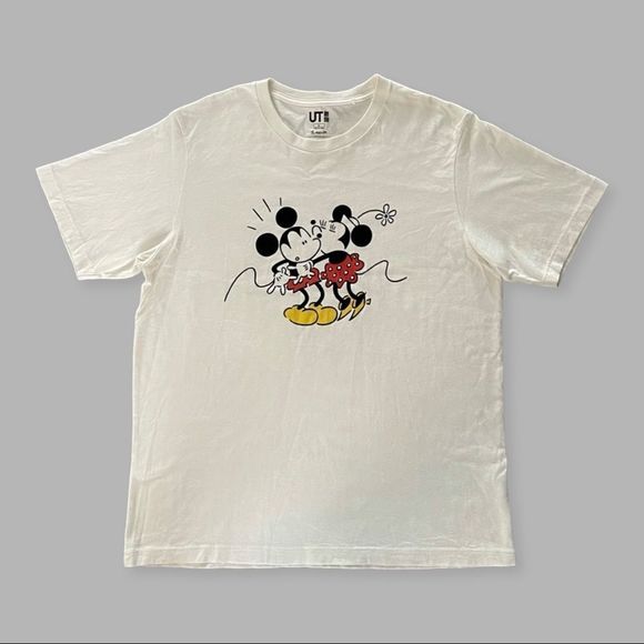 Uniqlo Other - Uniqlo Disney Mickey & Minnie Kissing Felt Graphic T-Shirt White L